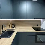 In The Center With Free Parking