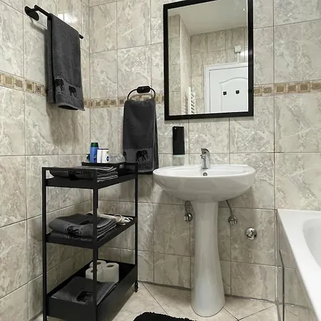 In The Center With Free Parking * 巴尼西卢卡