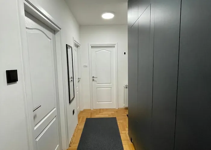 Daire In The Center With Free Parking Banyaluka